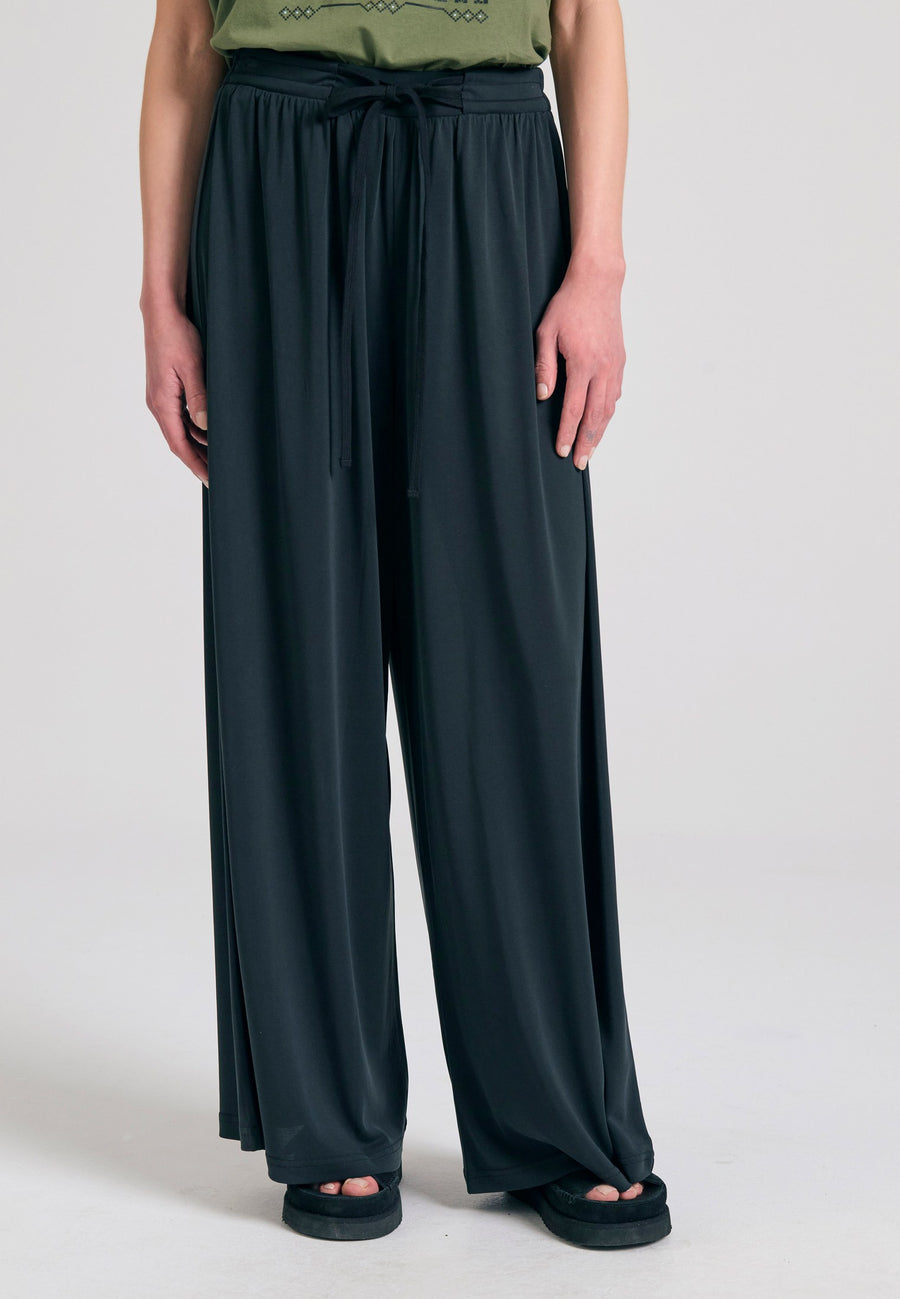FBL011-106-02-BLACK-1.jpg