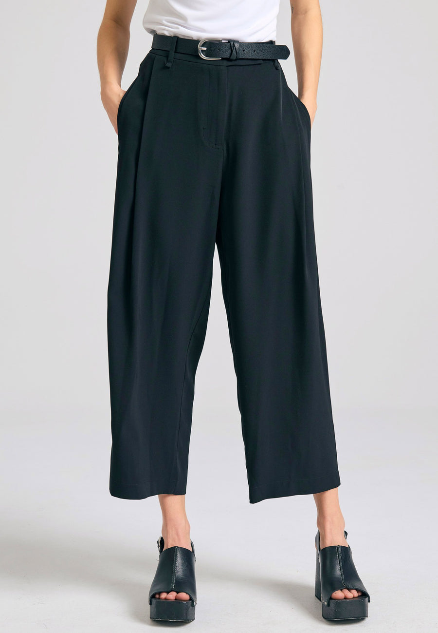 FBL011-116-02-BLACK-1.jpg