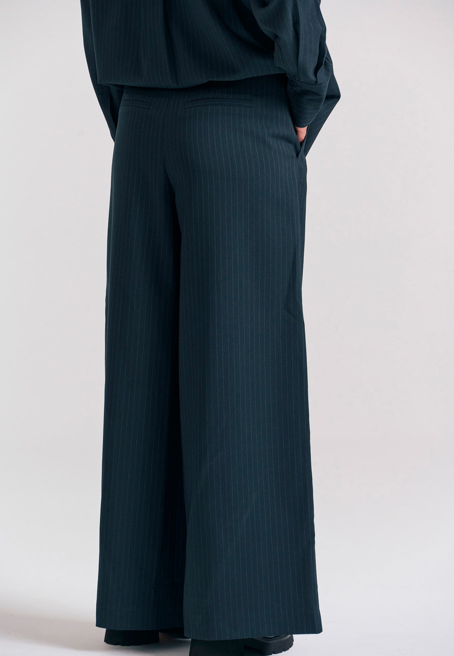 FBL012-115-02-NAVY-3.jpg